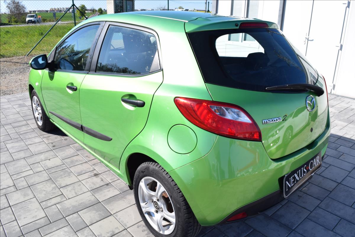 mazda-2-1-4-i-55kw-klima-alu-nizke-km - 6