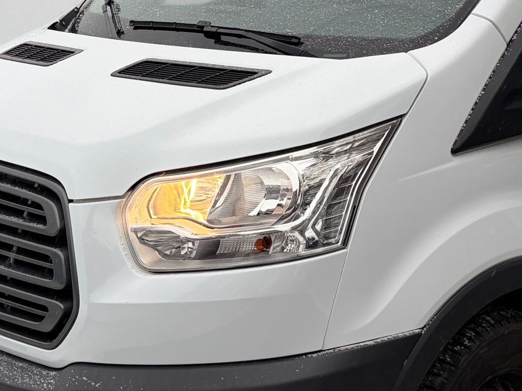 ford-transit-7-mist-cz-trend-zaruka-od-ford - 4
