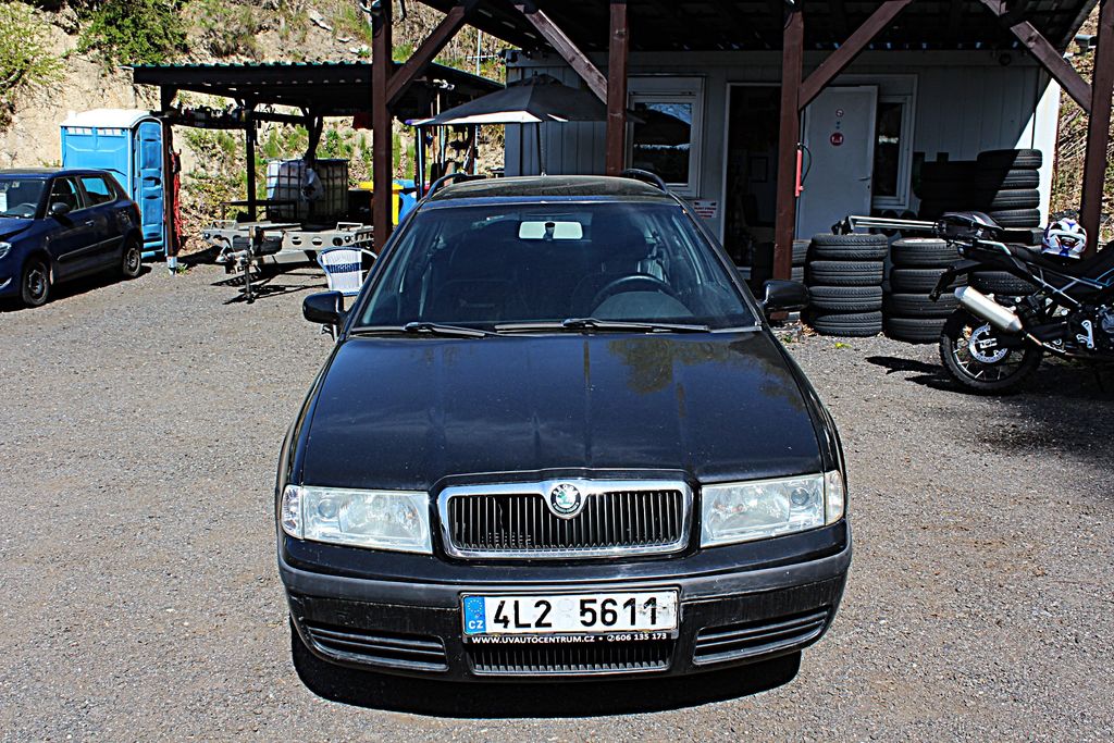 skoda-octavia-kombi-1-9-tdi-4x4 - 1