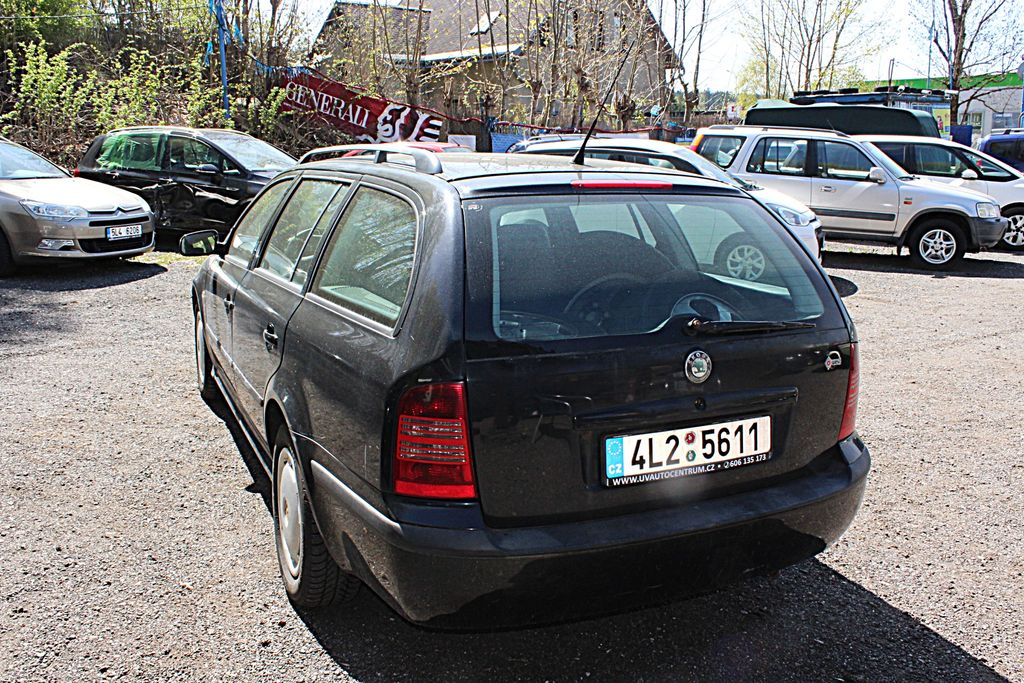 skoda-octavia-kombi-1-9-tdi-4x4 - 5