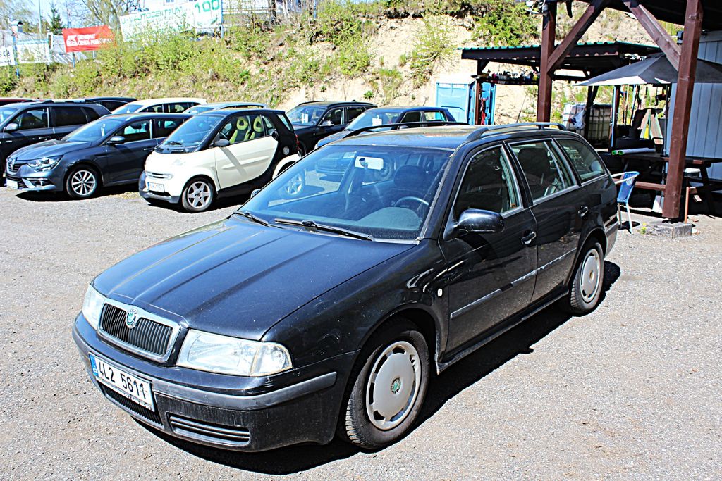 skoda-octavia-kombi-1-9-tdi-4x4 - 6