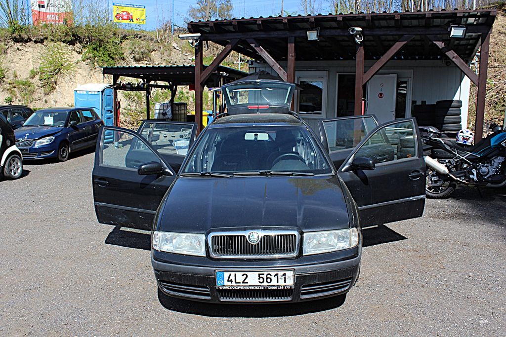 skoda-octavia-kombi-1-9-tdi-4x4 - 9