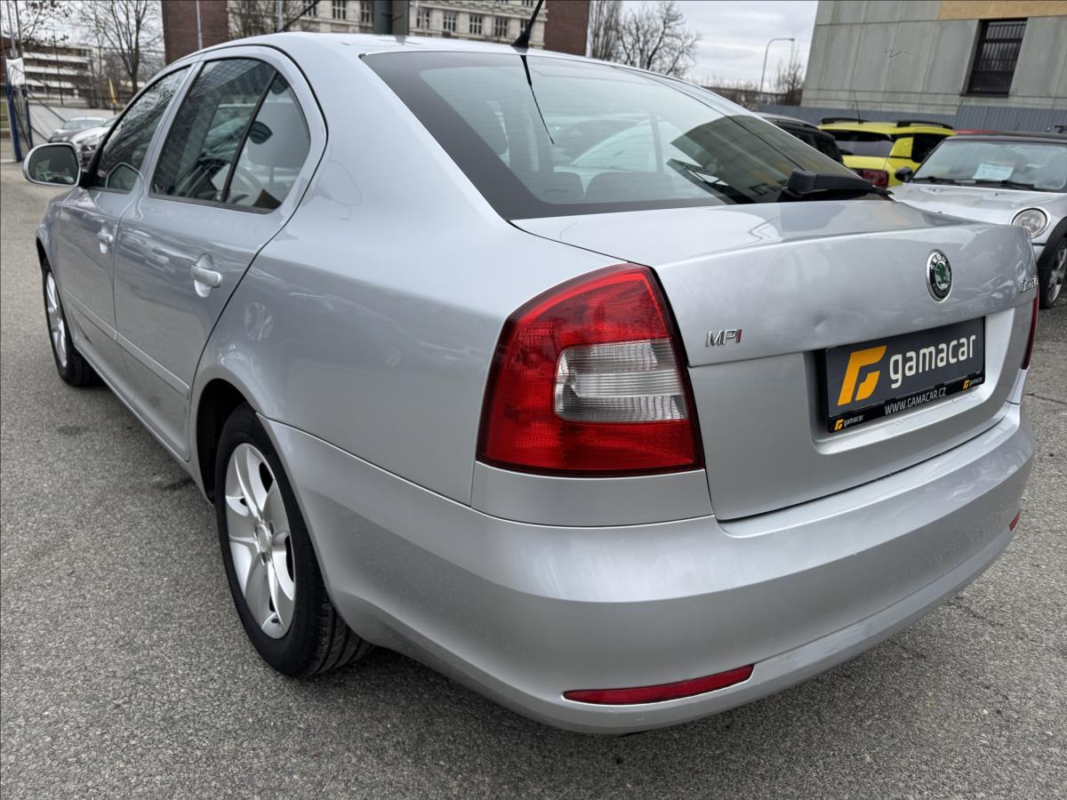 skoda-octavia-1-6-mpi-lpg-bez-koroze - 5