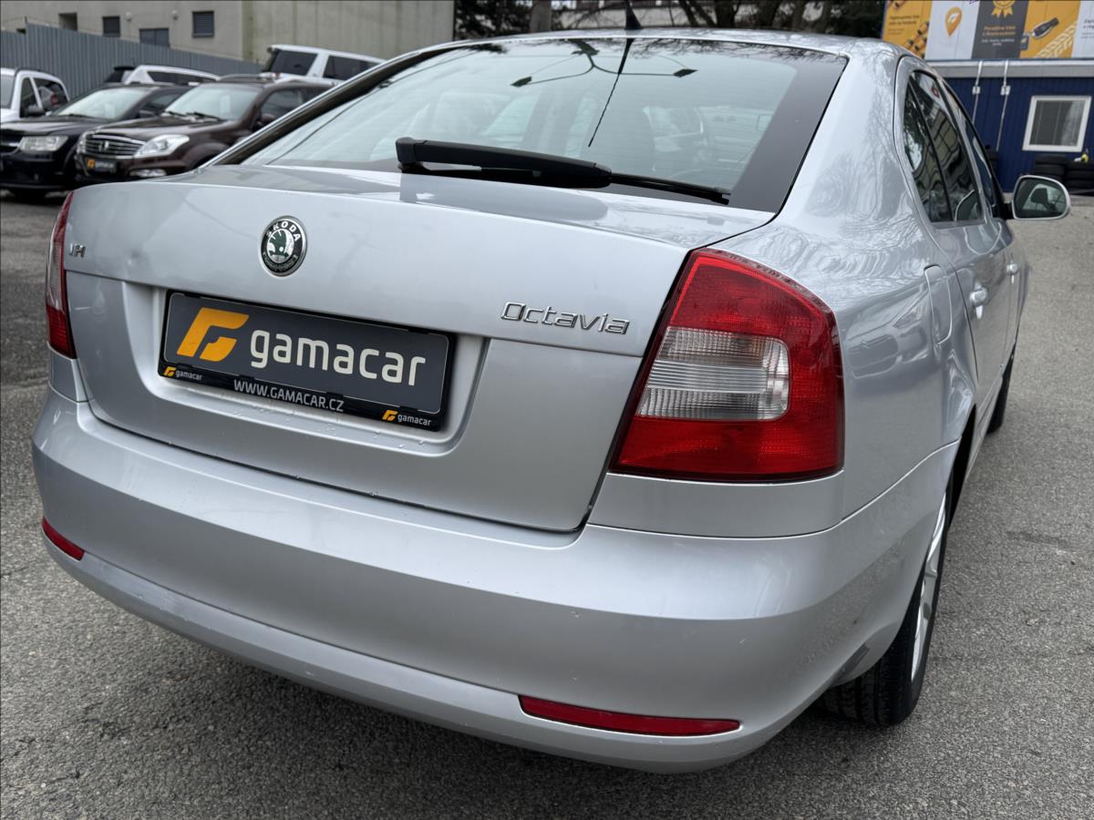 skoda-octavia-1-6-mpi-lpg-bez-koroze - 9