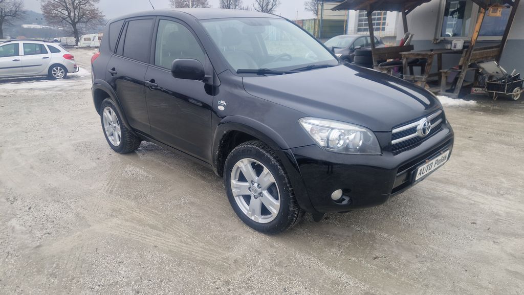toyota-rav4-2-2-d - 1