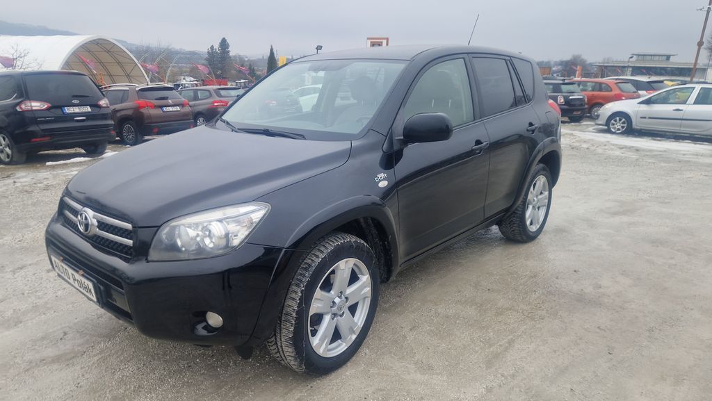 toyota-rav4-2-2-d - 2