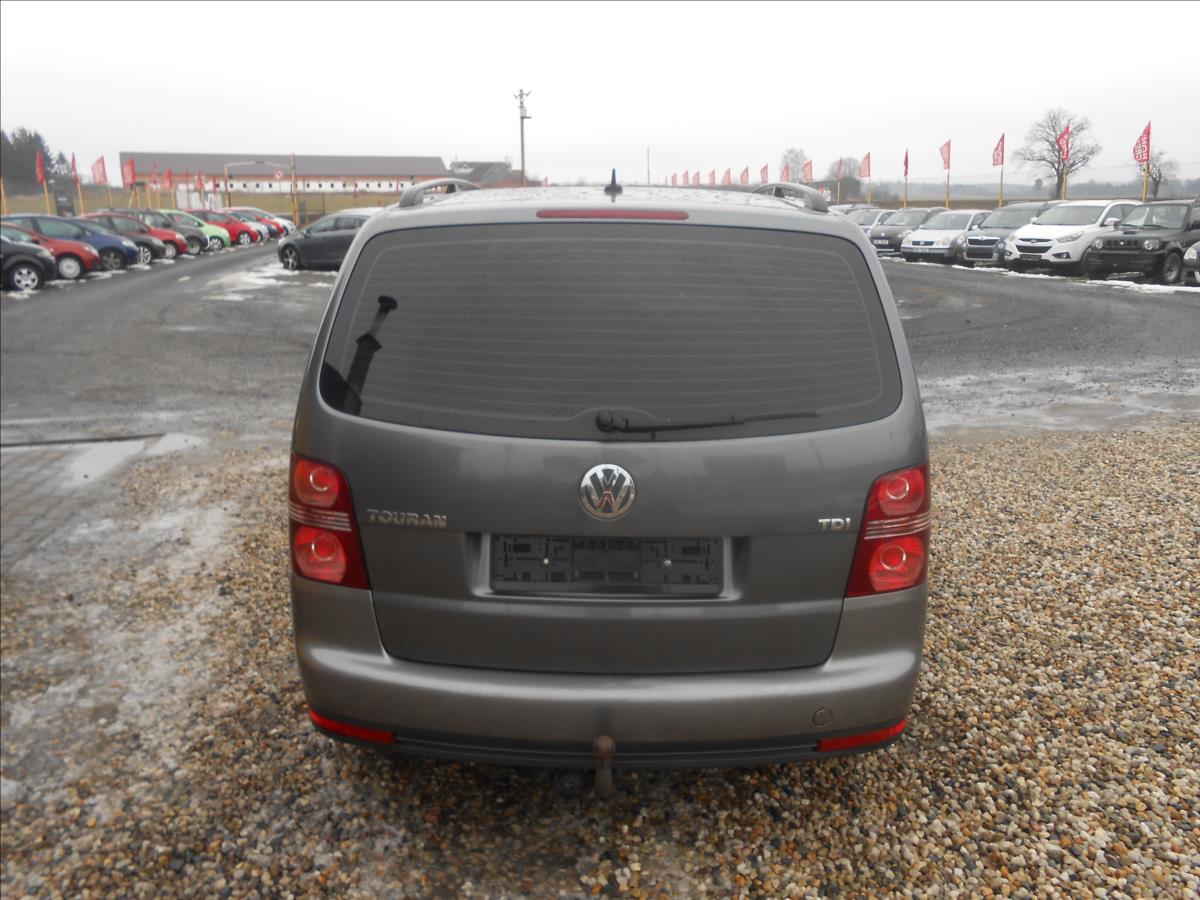 volkswagen-touran-1-9-tdi-66kw - 6