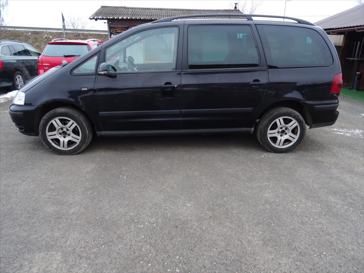 volkswagen-sharan-1-9-tdi-85-kw - 6