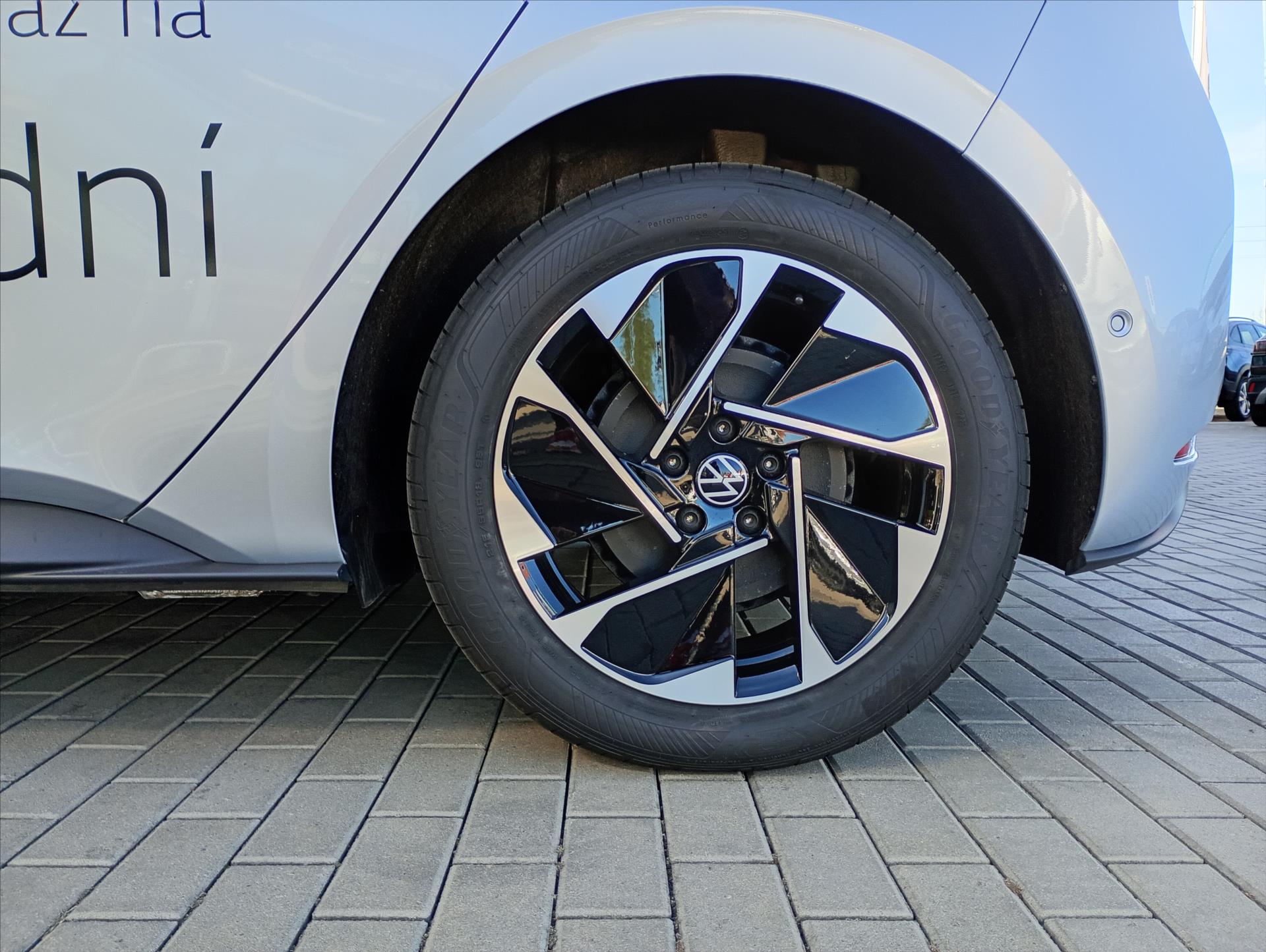 volkswagen-id-3-pro-people-150-kw-59-kwh - 9
