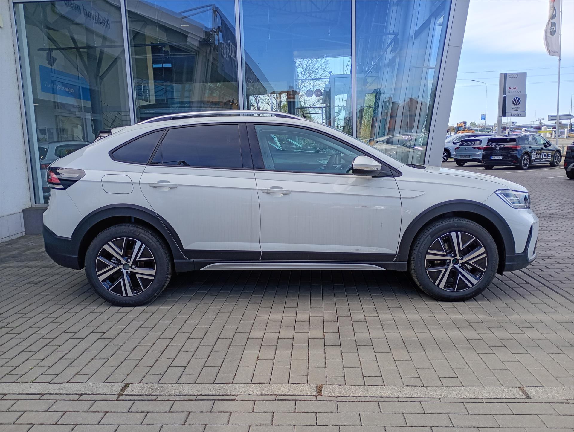 volkswagen-taigo-1-0-tsi-85kw-6g-style - 3