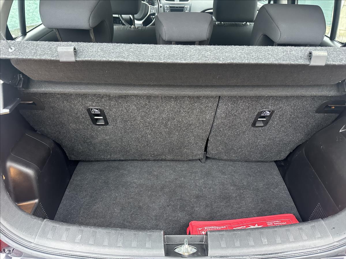 suzuki-swift-1-2-4x4-1-majitel-top-stav - 4