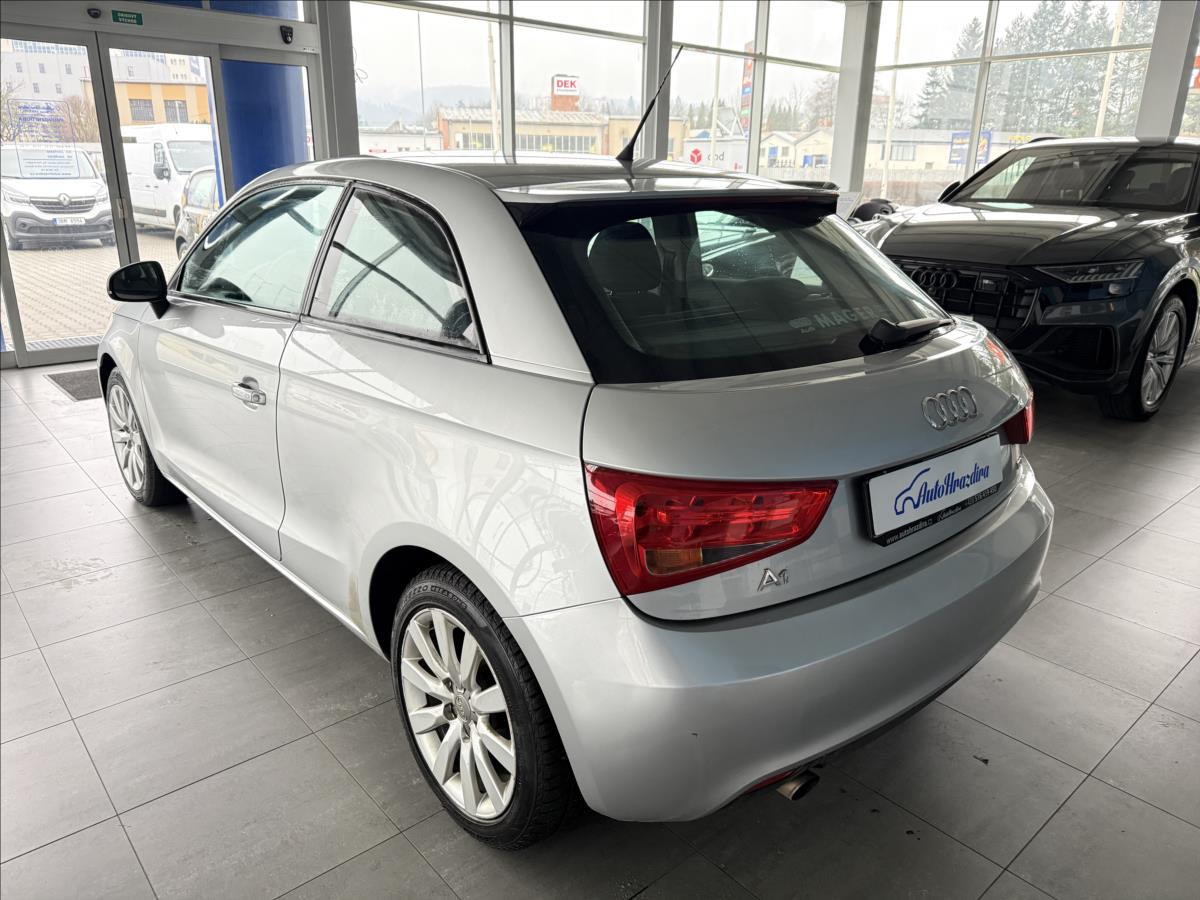 audi-a1-1-6-tdi-77kw - 3