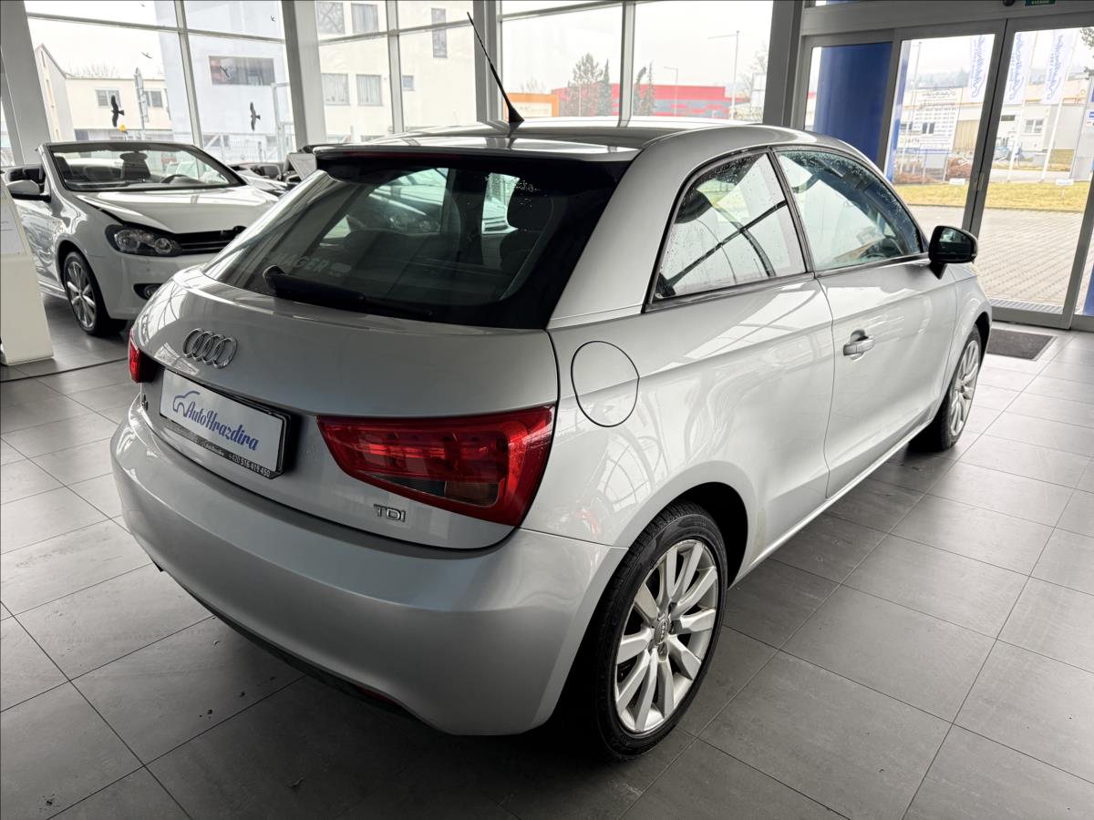audi-a1-1-6-tdi-77kw - 5