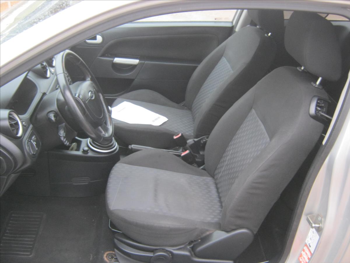 ford-fiesta-1-4 - 9