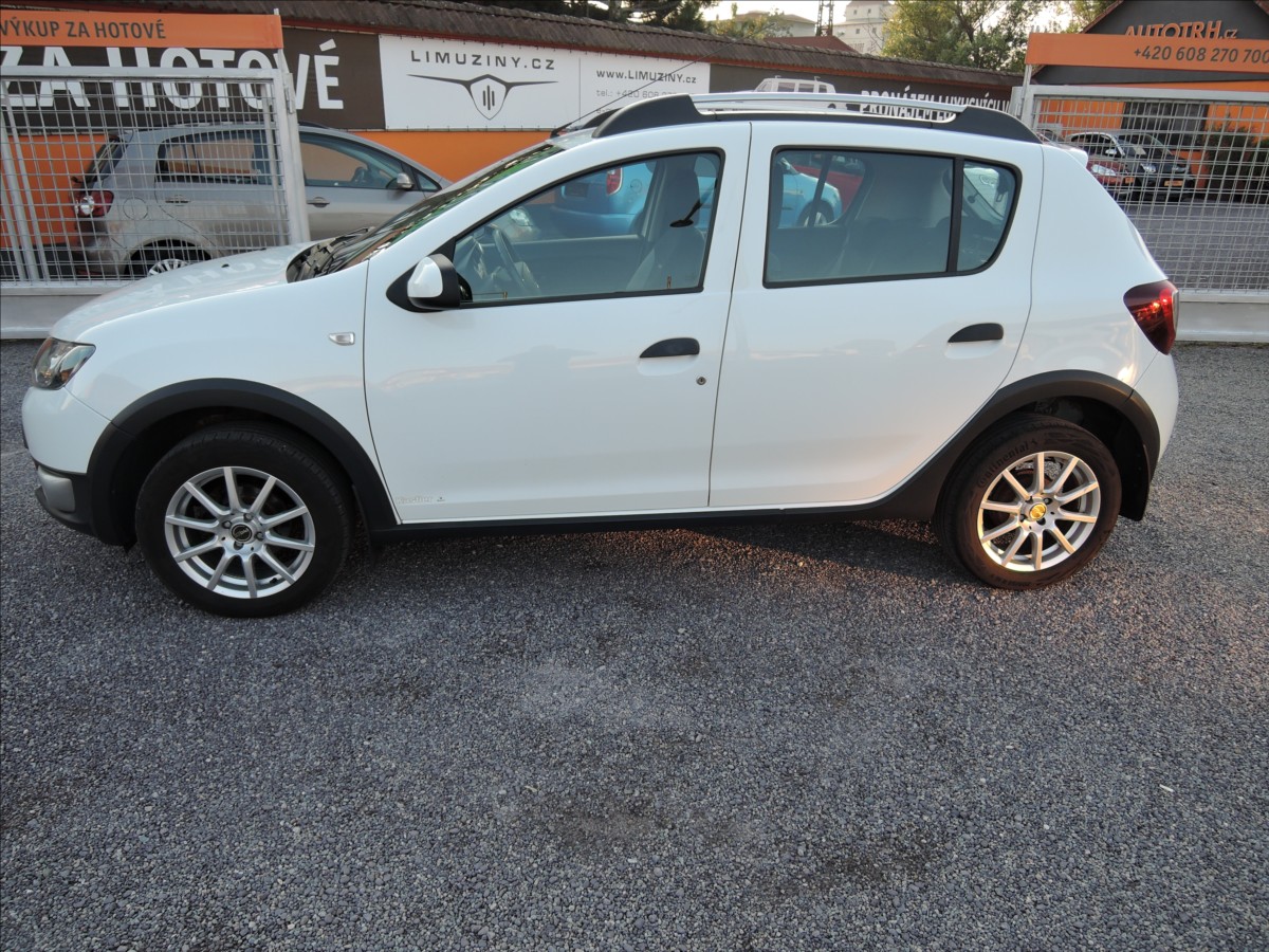 dacia-sandero-1-5-dci-stepway-arctica-navi - 3