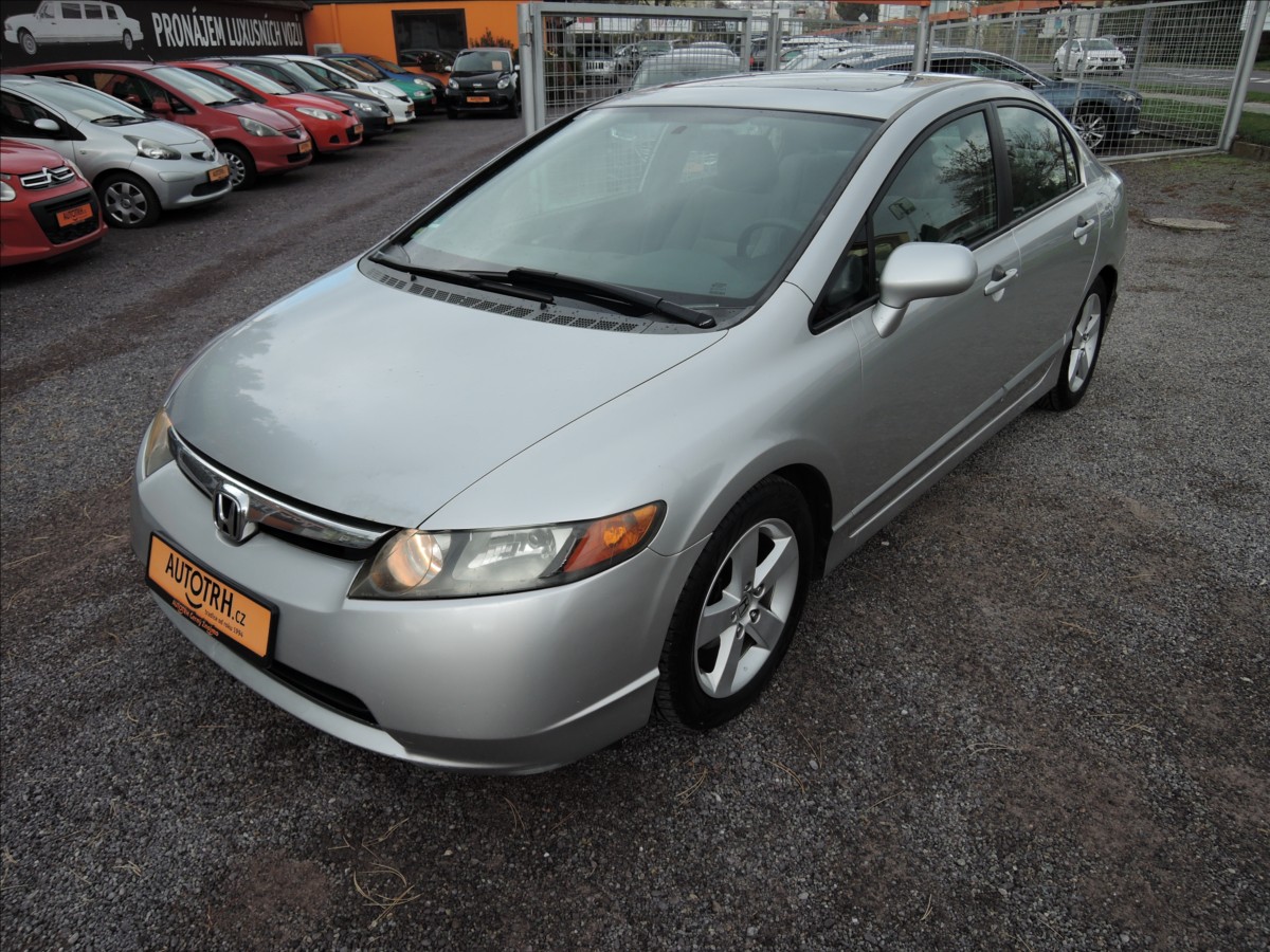 honda-civic-1-8-i-vtec-aut-sibr - 2