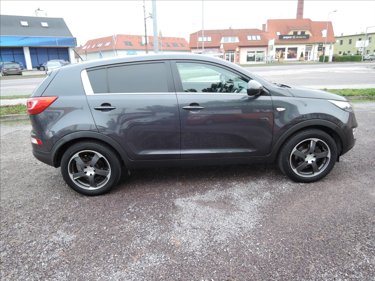kia-sportage-1-6-gdi-navi-kamera - 4
