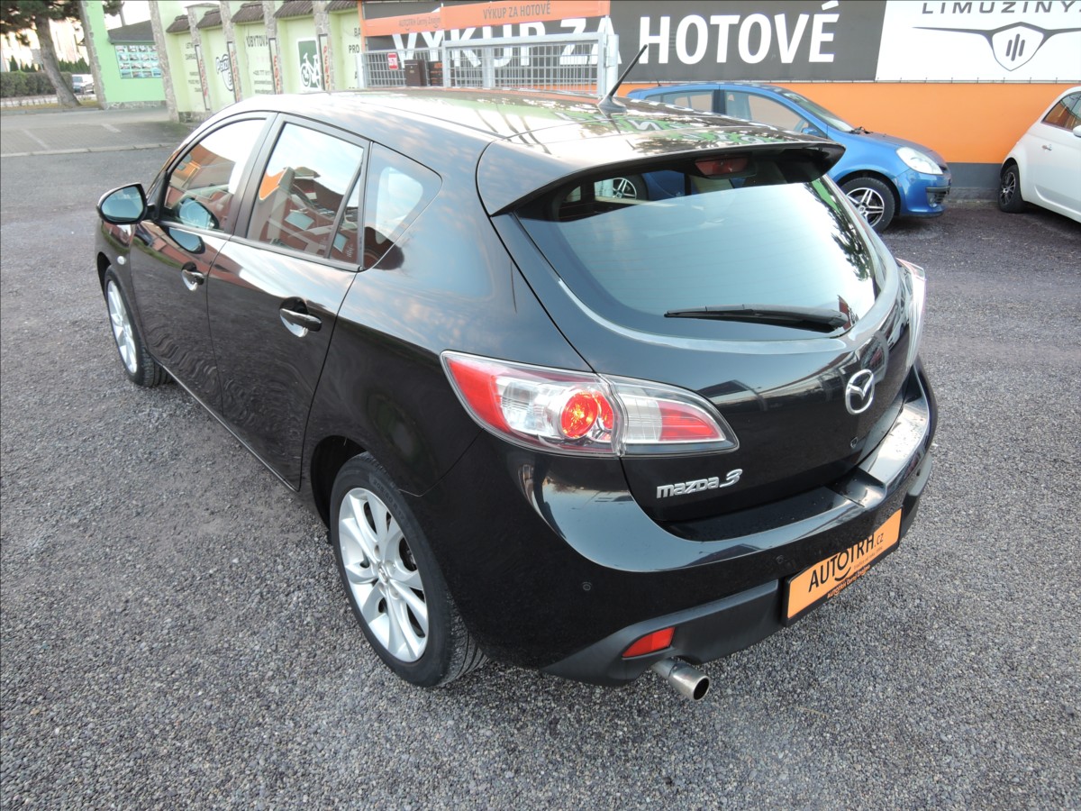 mazda-3-1-6-i-16v-90th-anniversary - 6