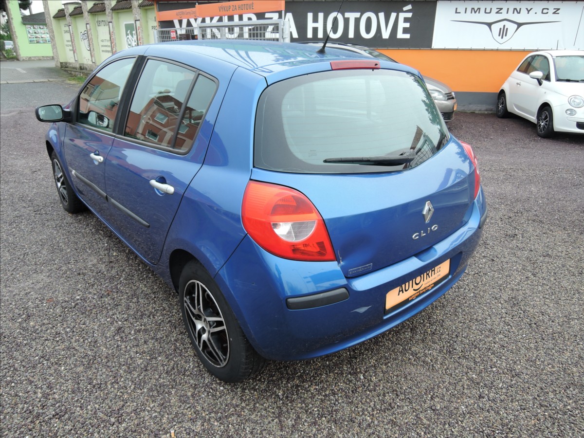 renault-clio-1-2-16v-75k-authentique-sport - 6
