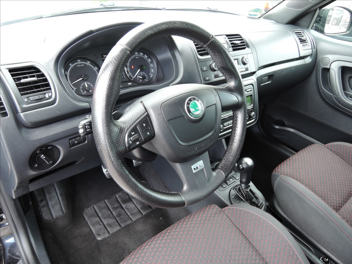 skoda-fabia-1-4-tsi-rs-dsg-180ps-servis - 8