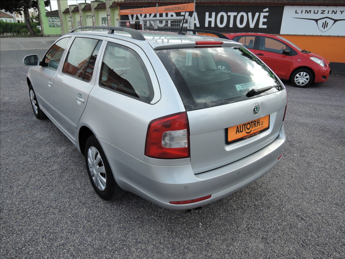 skoda-octavia-1-6-tdi-4x4-elegance - 6