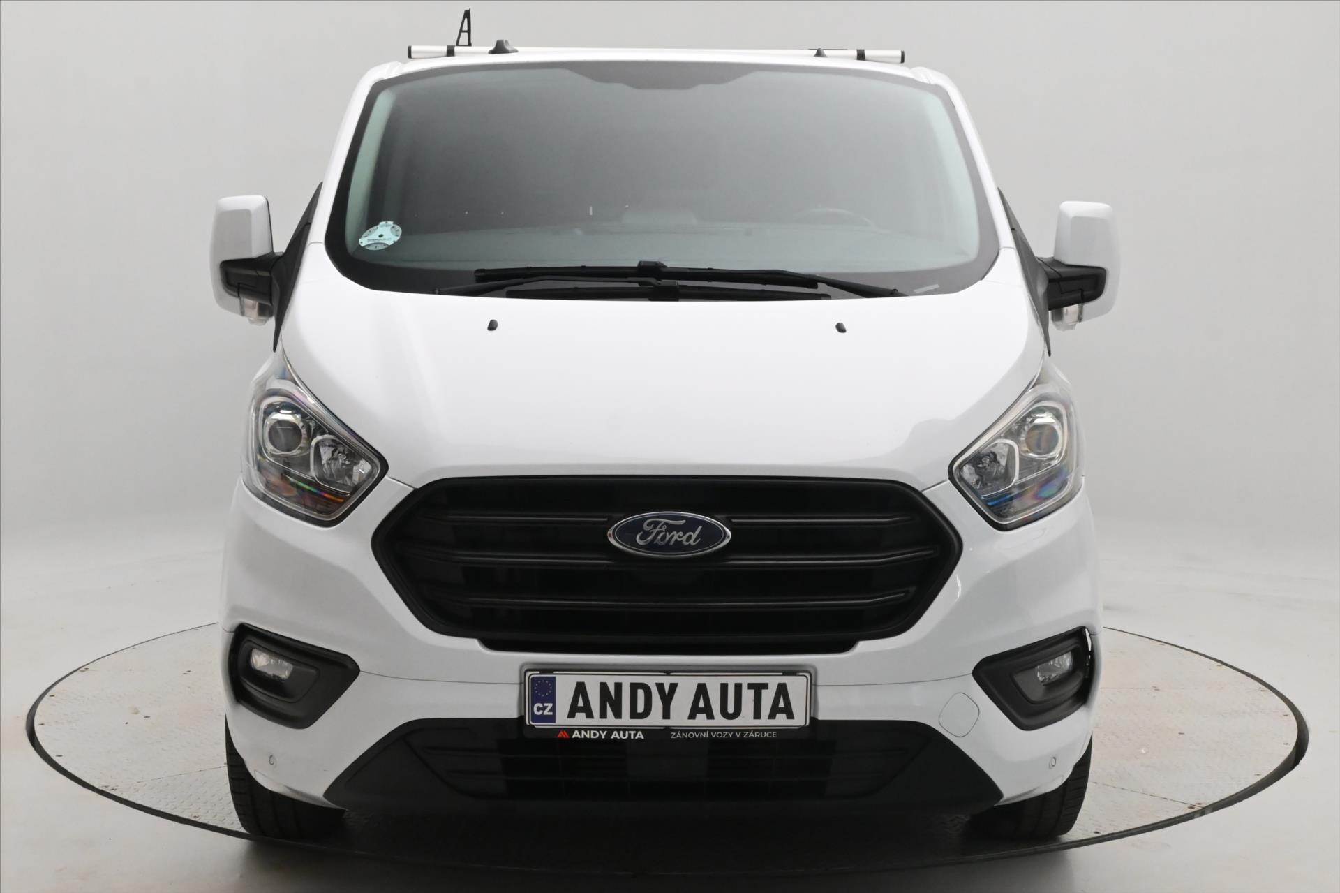 ford-transit-custom-2-0-ecoblue-96kw-l2h1-zaruka-az-5-let - 1