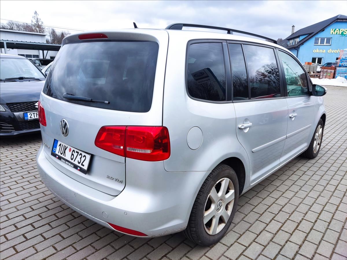 volkswagen-touran-2-0-tdi - 2