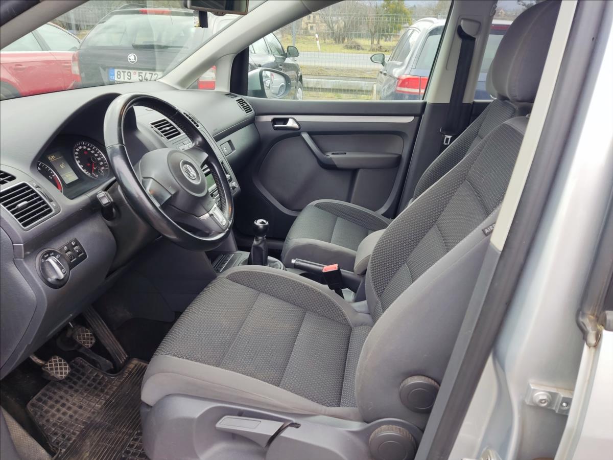 volkswagen-touran-2-0-tdi - 7