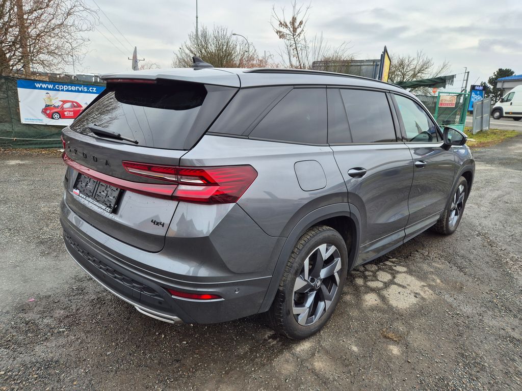 skoda-kodiaq-sportline-2-0-tdi-dsg-4x4-142k - 4