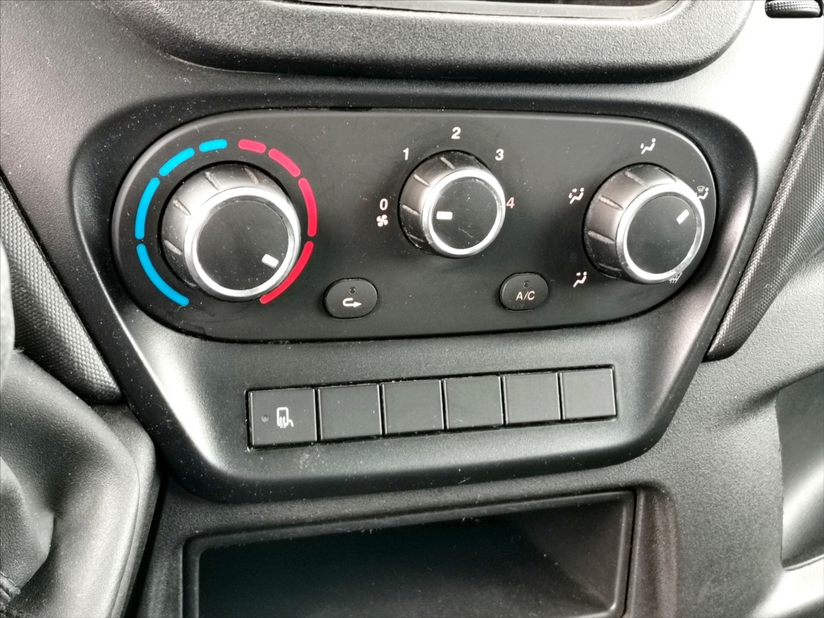 iveco-daily-50c18-skrin-8palet-mechy-3-5t - 9