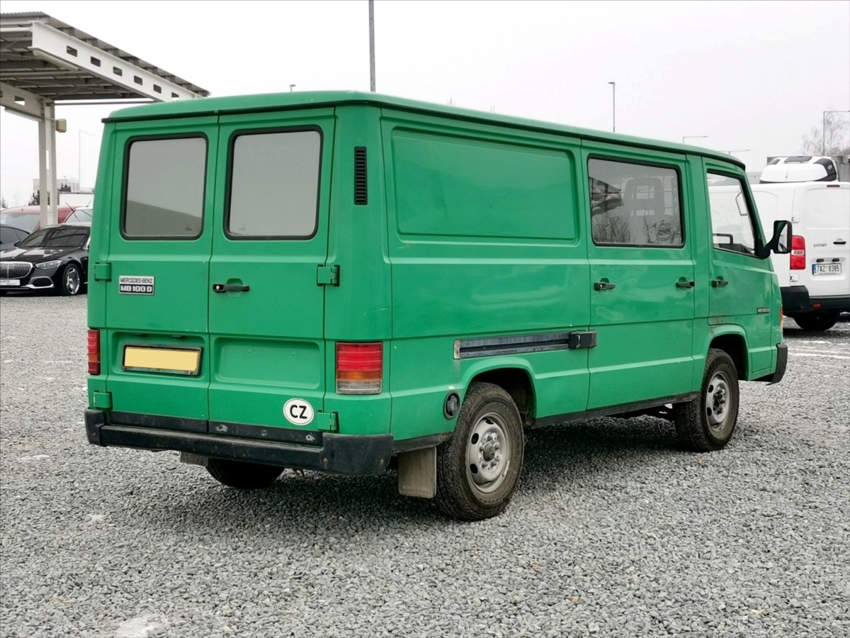 mercedes-benz-100-d-l-2-4-cr-1-maj - 2