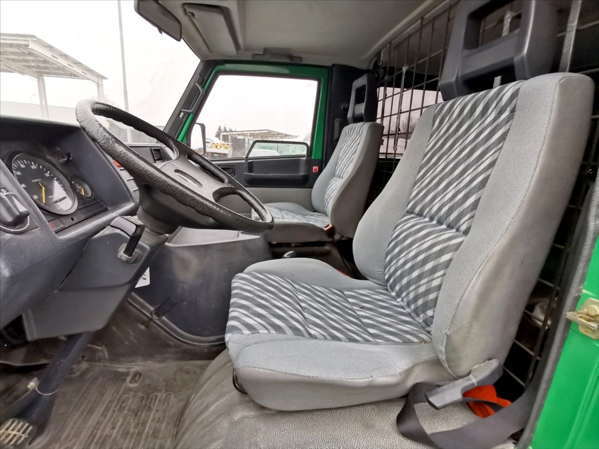mercedes-benz-100-d-l-2-4-cr-1-maj - 4