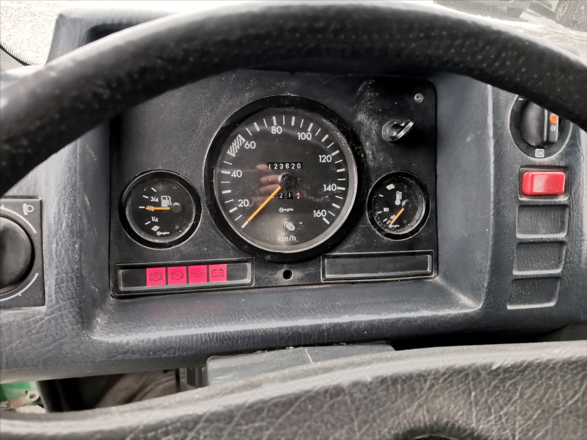 mercedes-benz-100-d-l-2-4-cr-1-maj - 8