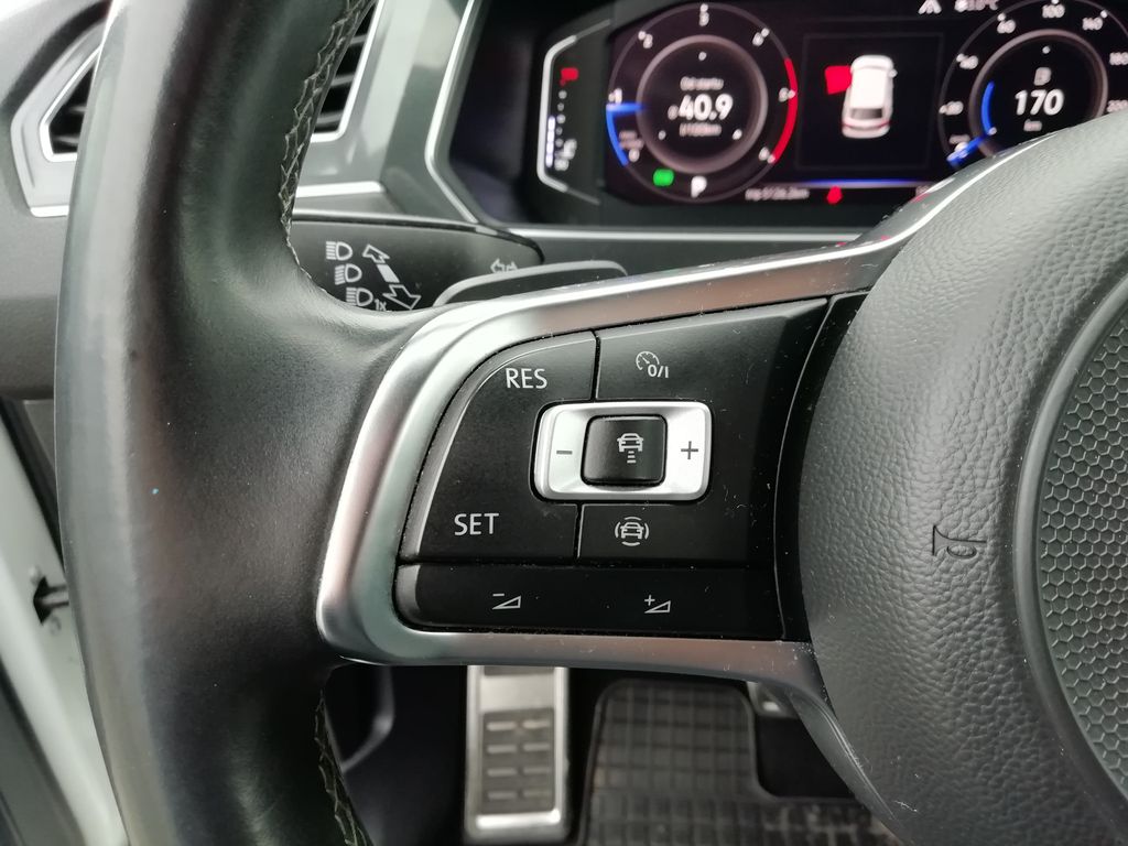 volkswagen-tiguan-allspace-2-0-tdi-dsg-4m-r-line-140kw - 9