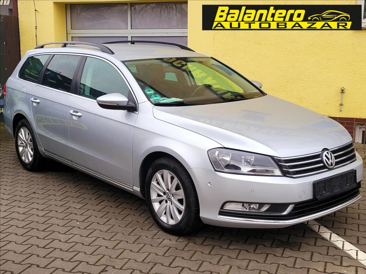 Volkswagen Passat 1,4 *SERV.KNÍŽKA,AUT.PARKOVÁNÍ