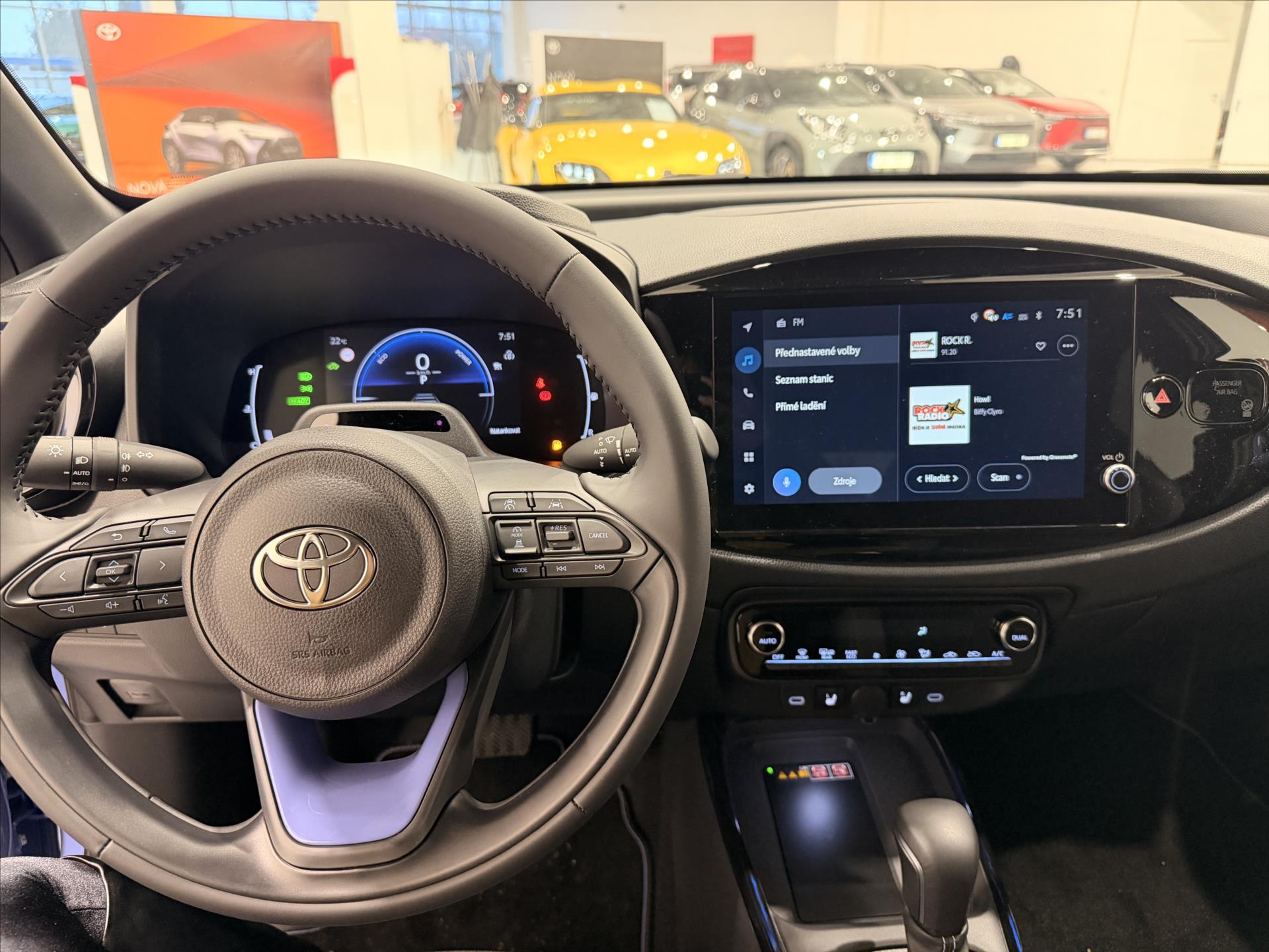 toyota-aygo-1-5-hybrid-116k-executive - 8