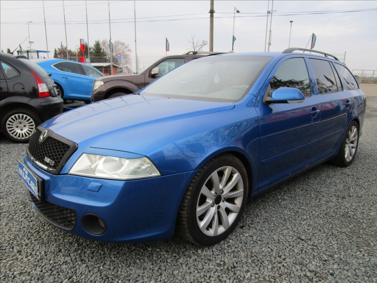 Škoda Octavia Combi 2.0TDi RS, aut. Klima
