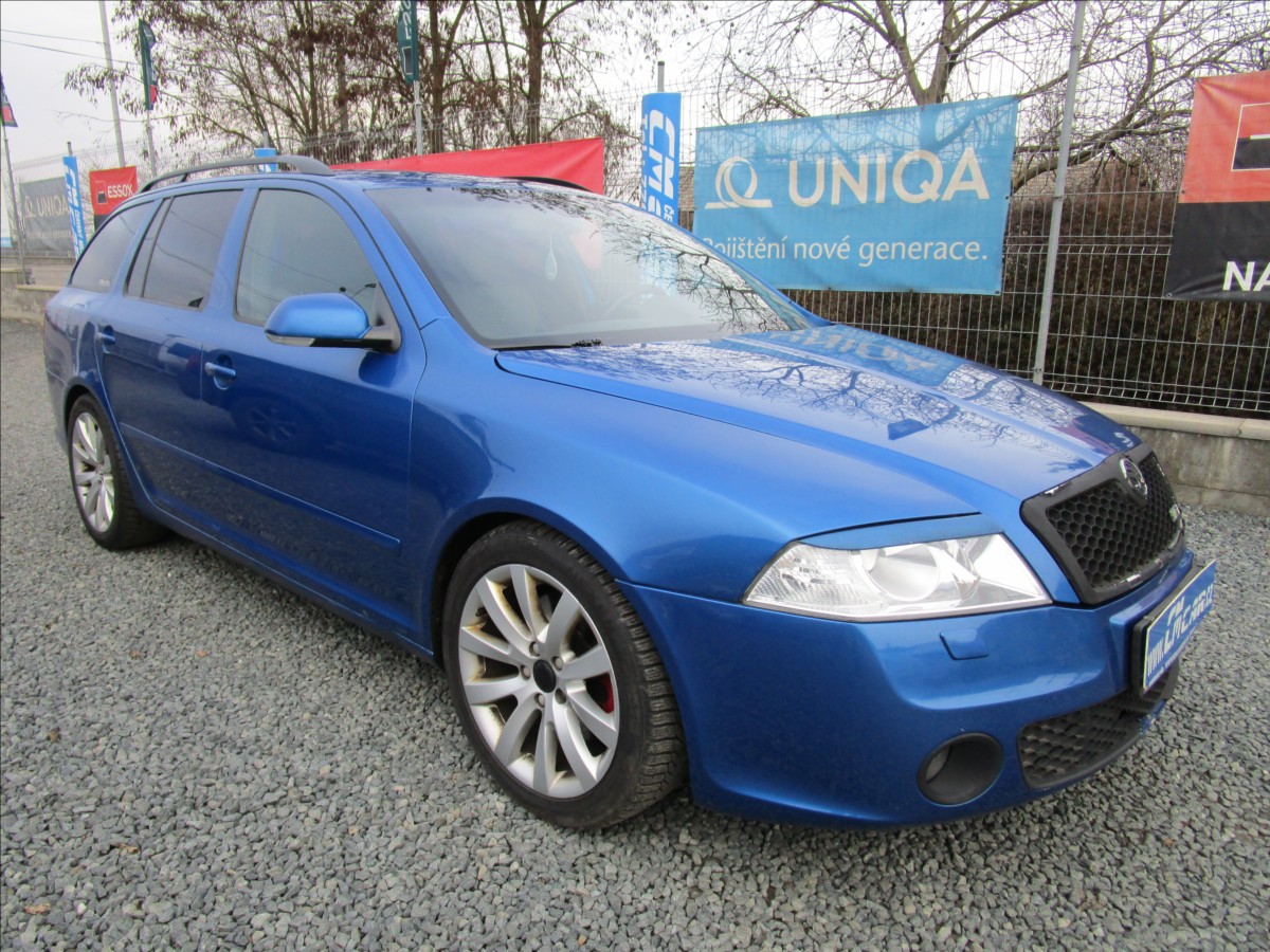 skoda-octavia-combi-2-0tdi-rs-aut-klima - 2