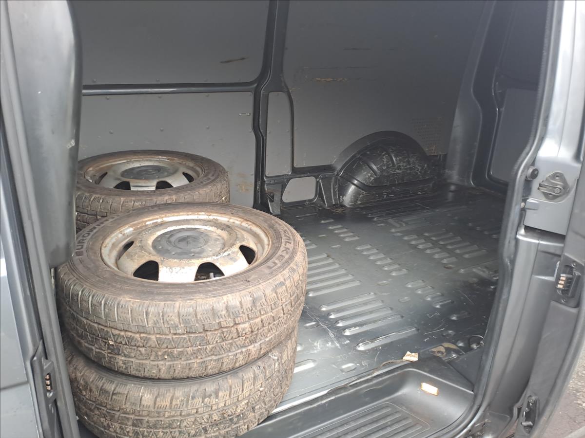 volkswagen-transporter-2-0-tdi-4wd - 9