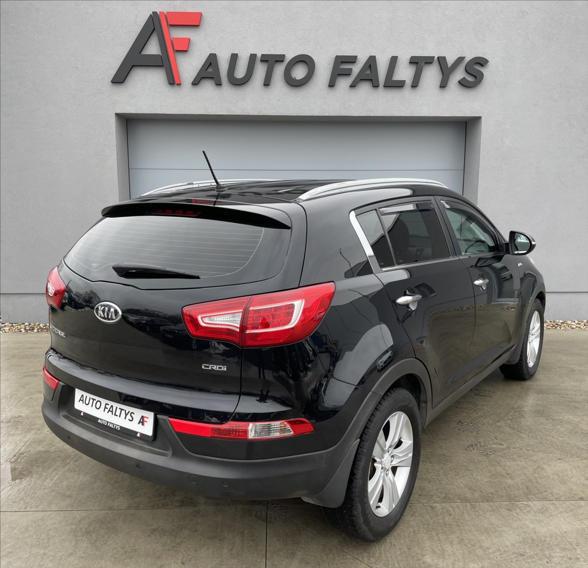 kia-sportage-2-0-crdi-100kw-4x4-cr - 2