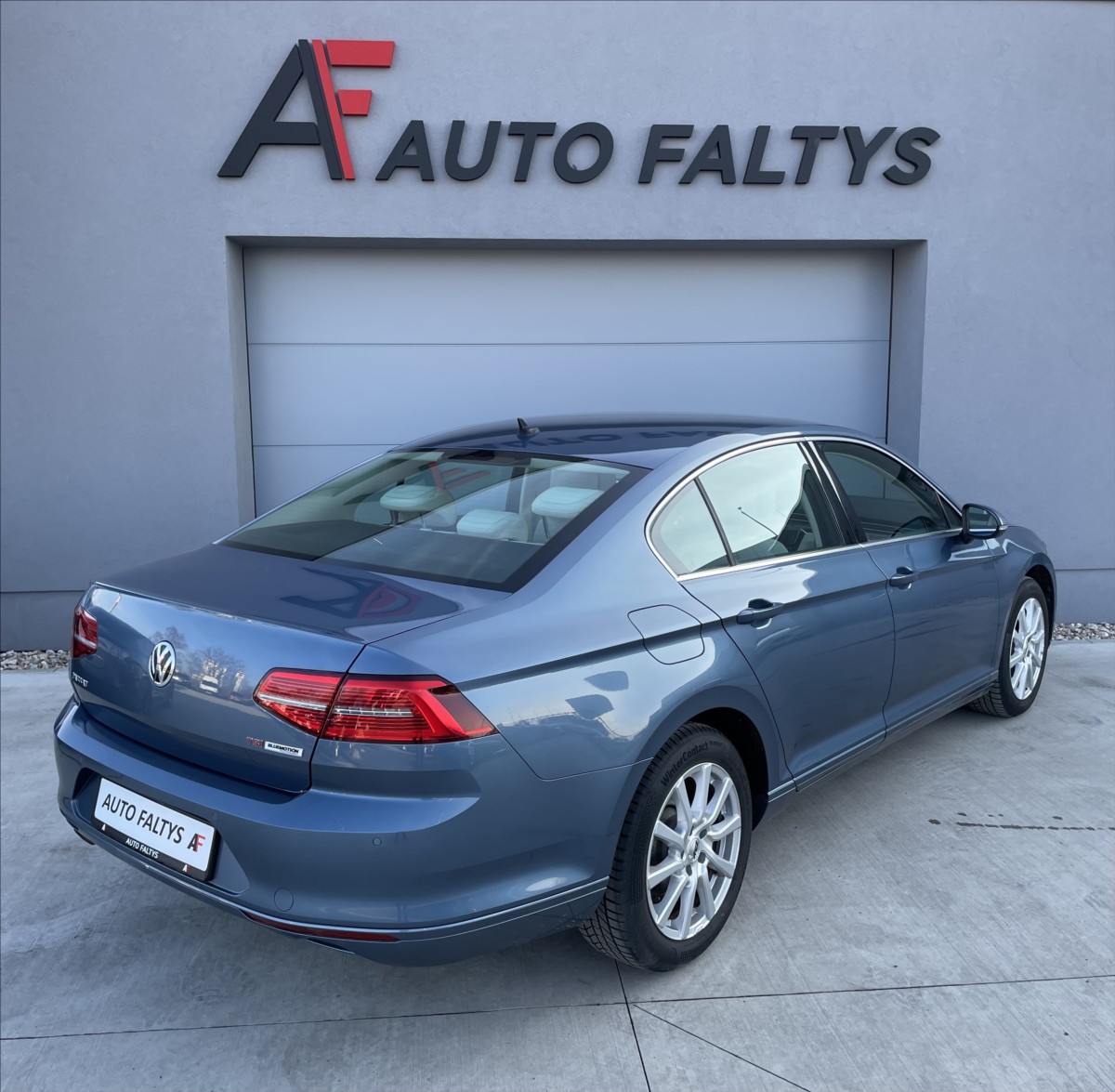 volkswagen-passat-1-8-tsi-132kw-cr-manual-navi - 2