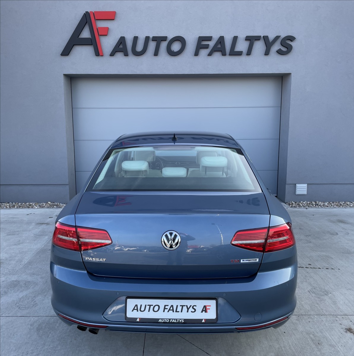 volkswagen-passat-1-8-tsi-132kw-cr-manual-navi - 3