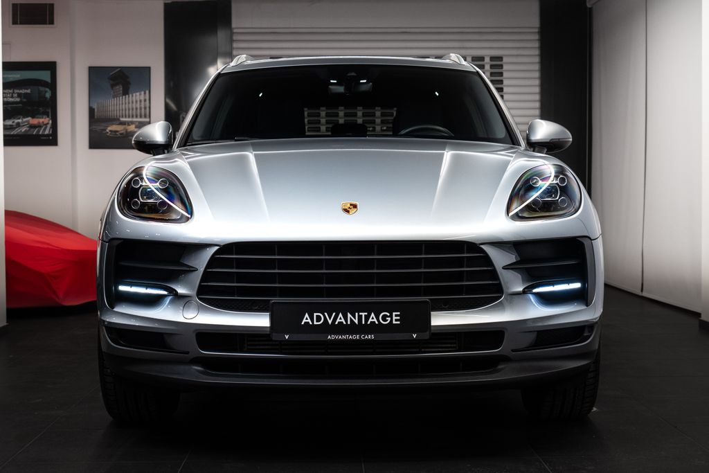 porsche-macan-led-3-zony-carplay - 1
