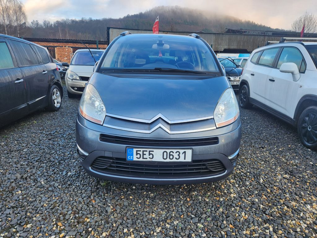 citroen-c4-picasso-1-6-hdi-automat - 1