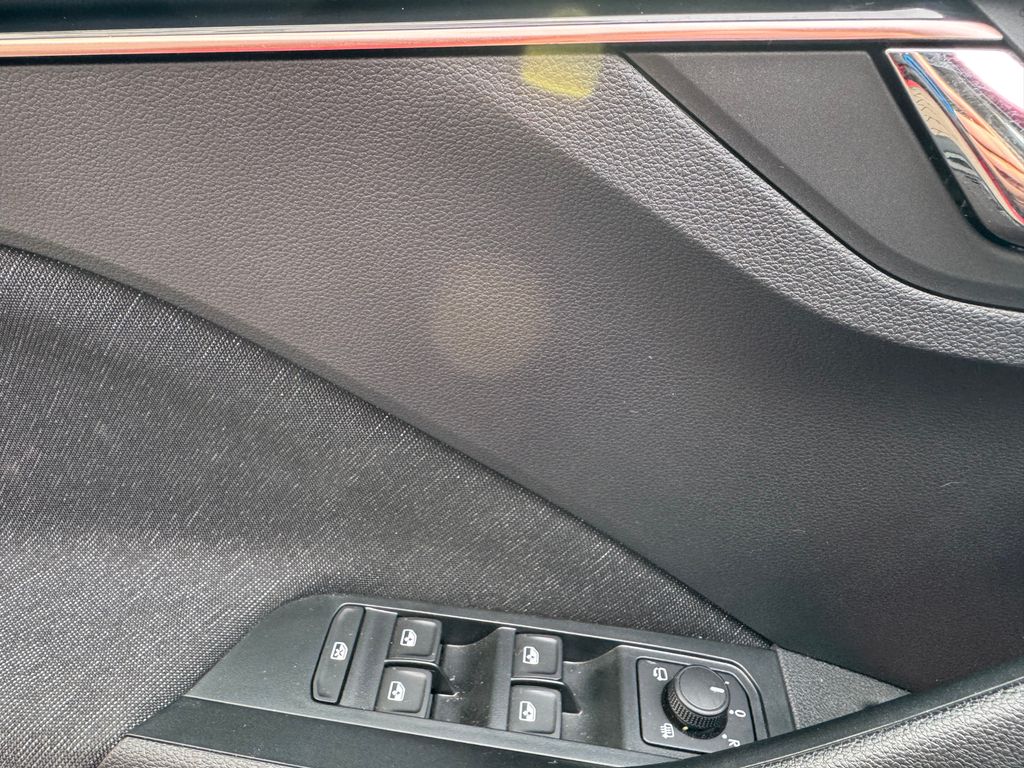 skoda-kamiq-1-0-tsi-dsg-top-selection - 6