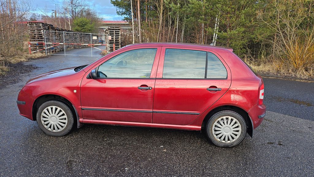 skoda-fabia-1-2i-potk-do-10-2027 - 2