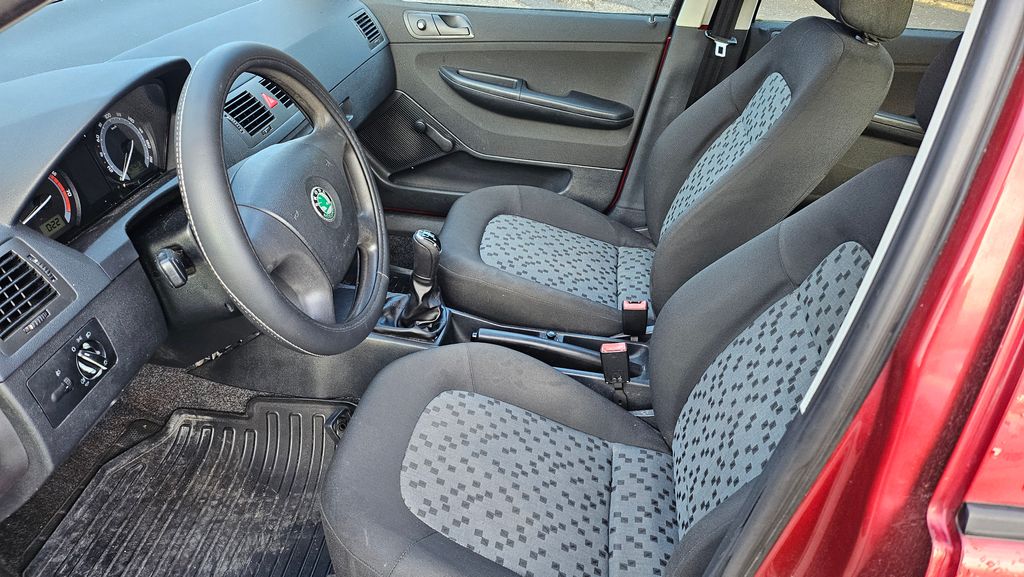 skoda-fabia-1-2i-potk-do-10-2027 - 5