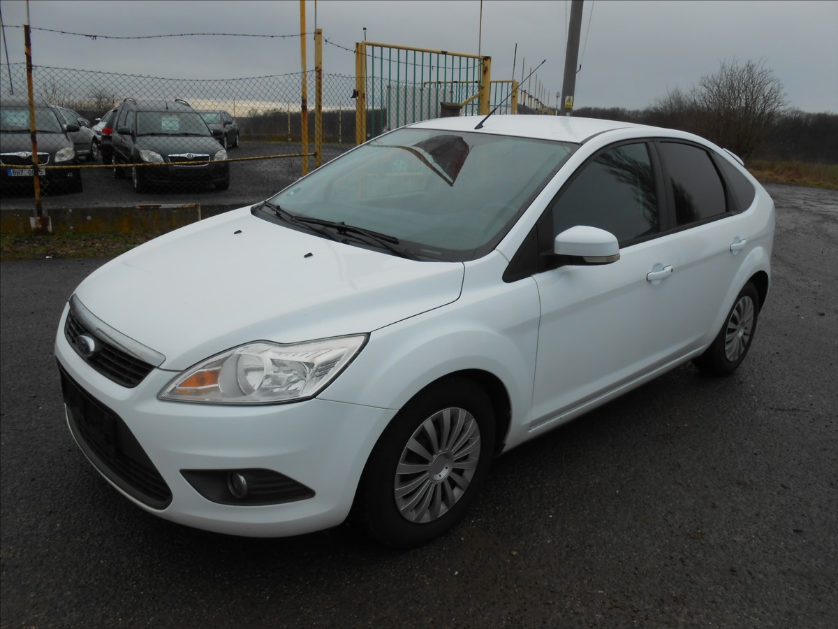 ford-focus-1-6-74-kw-klima-serviska - 1
