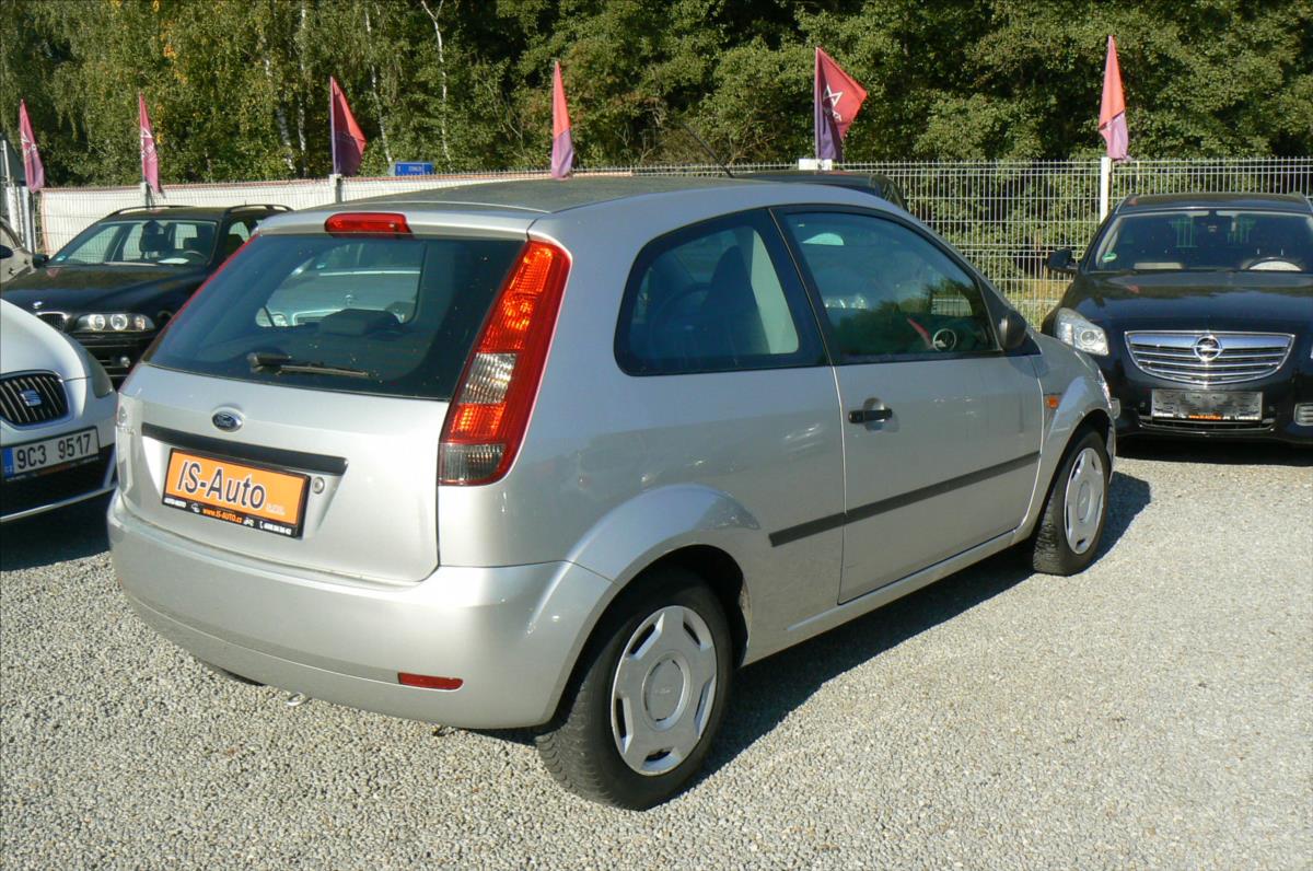 ford-fiesta-1-3-3-dver - 5