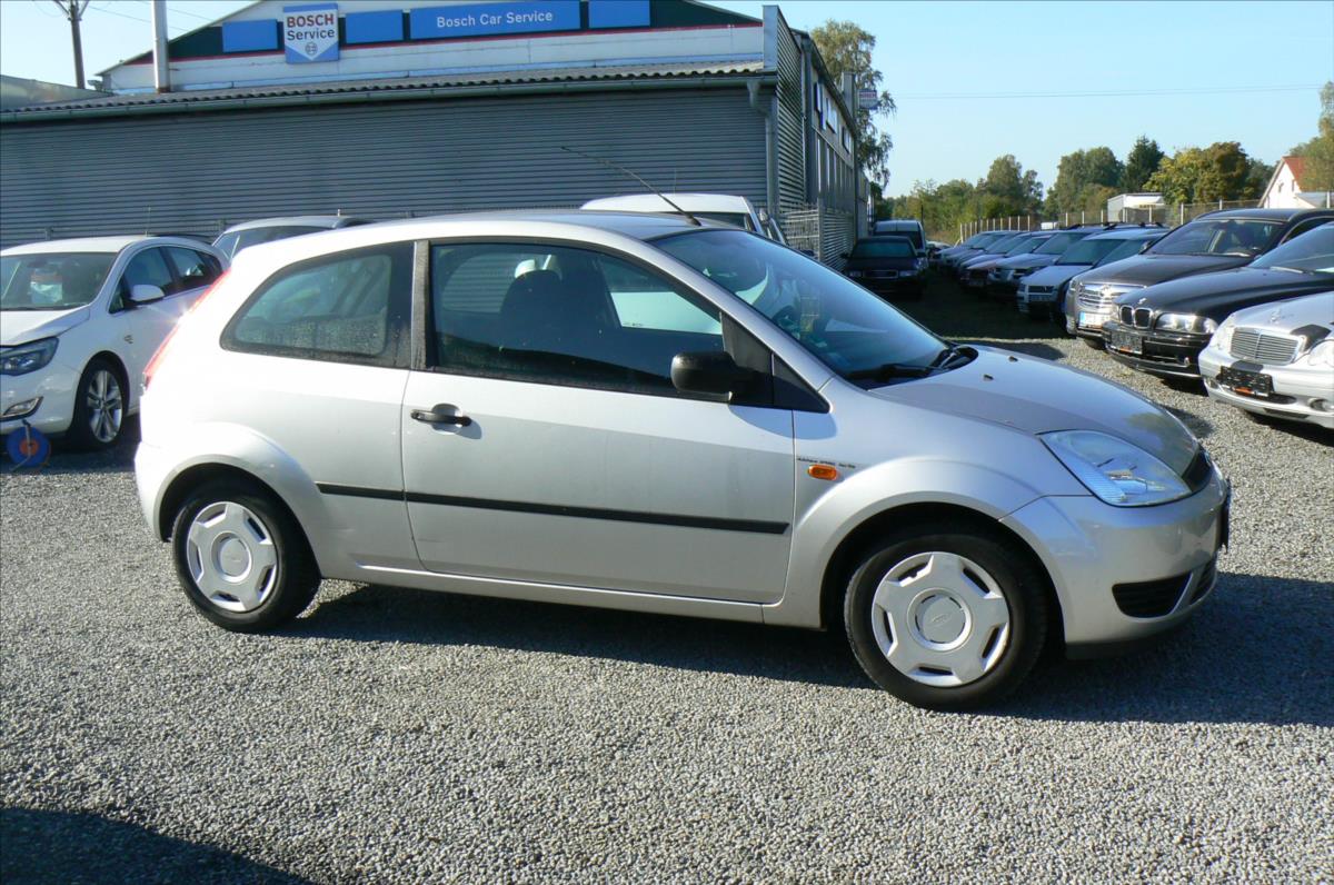 ford-fiesta-1-3-3-dver - 7
